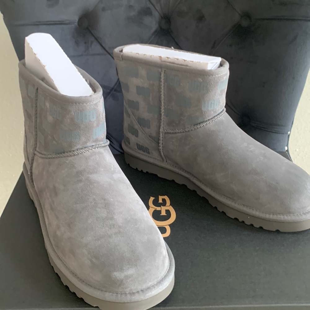 Ugg mini boots